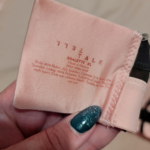 Wireless Mesh Detail Adjustable Straps Bralette - Picture 3 of 3